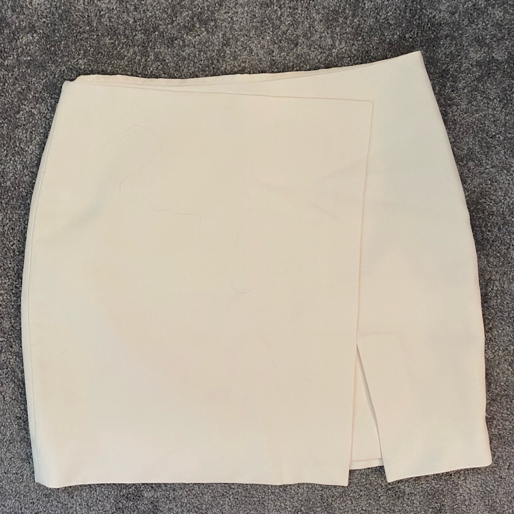 White House | Black Market White Skirt